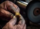 5_POLISHING A CUFFLINK.JPG